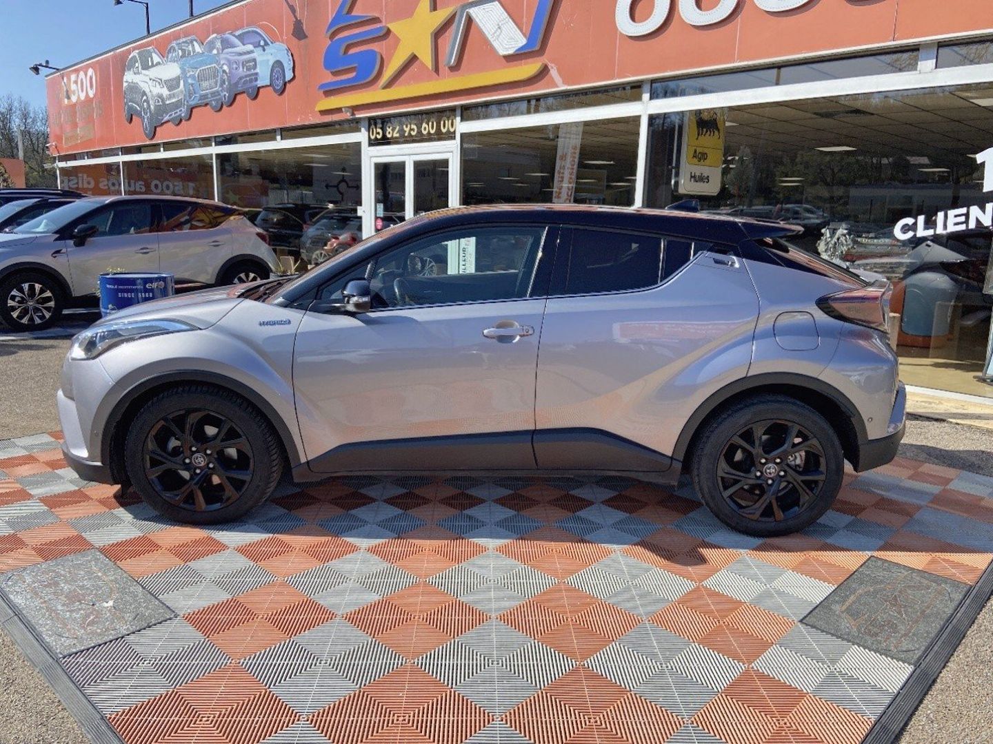 TOYOTA C-HR - 1.8 HYBRID 122 GRAPHIC