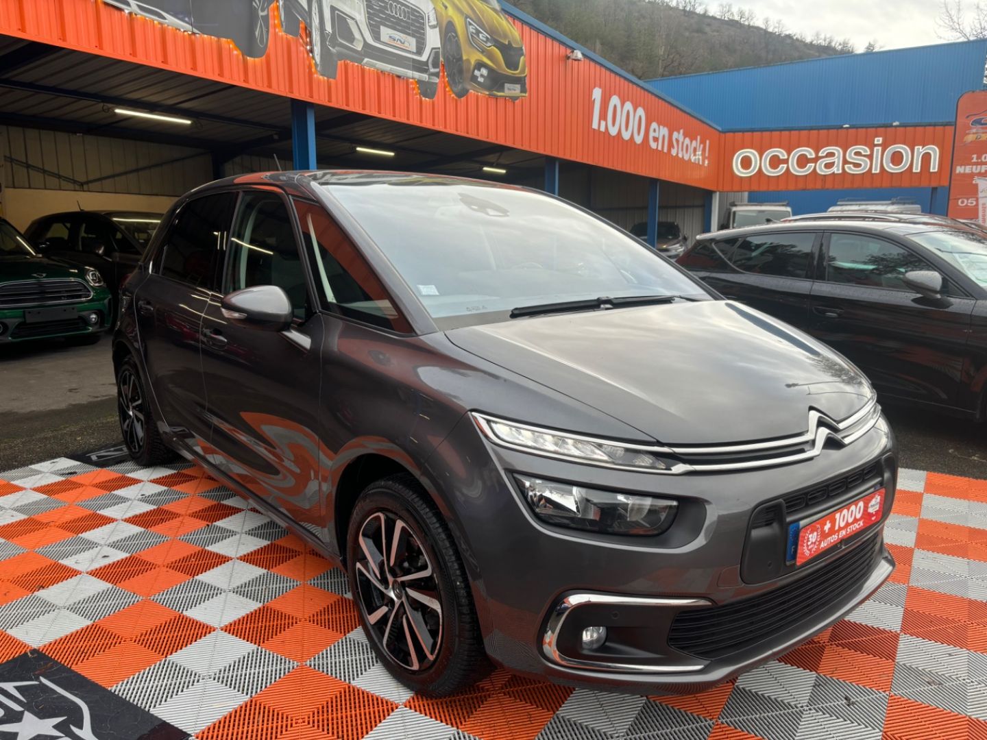 CITROEN C4 SPACETOURER - PureTech 130 EAT8 FEEL JA 17 Pack Drive Assist et Enfant