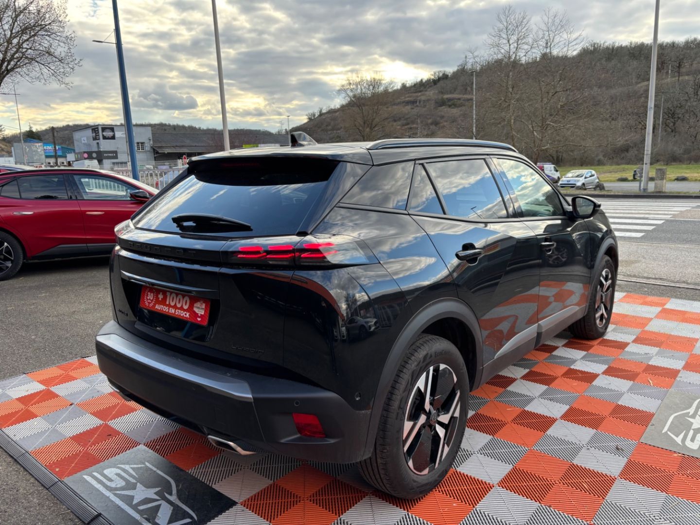 PEUGEOT 2008 - II (2) 1.2 Hybrid 136 ALLURE GPS Caméra ADML
