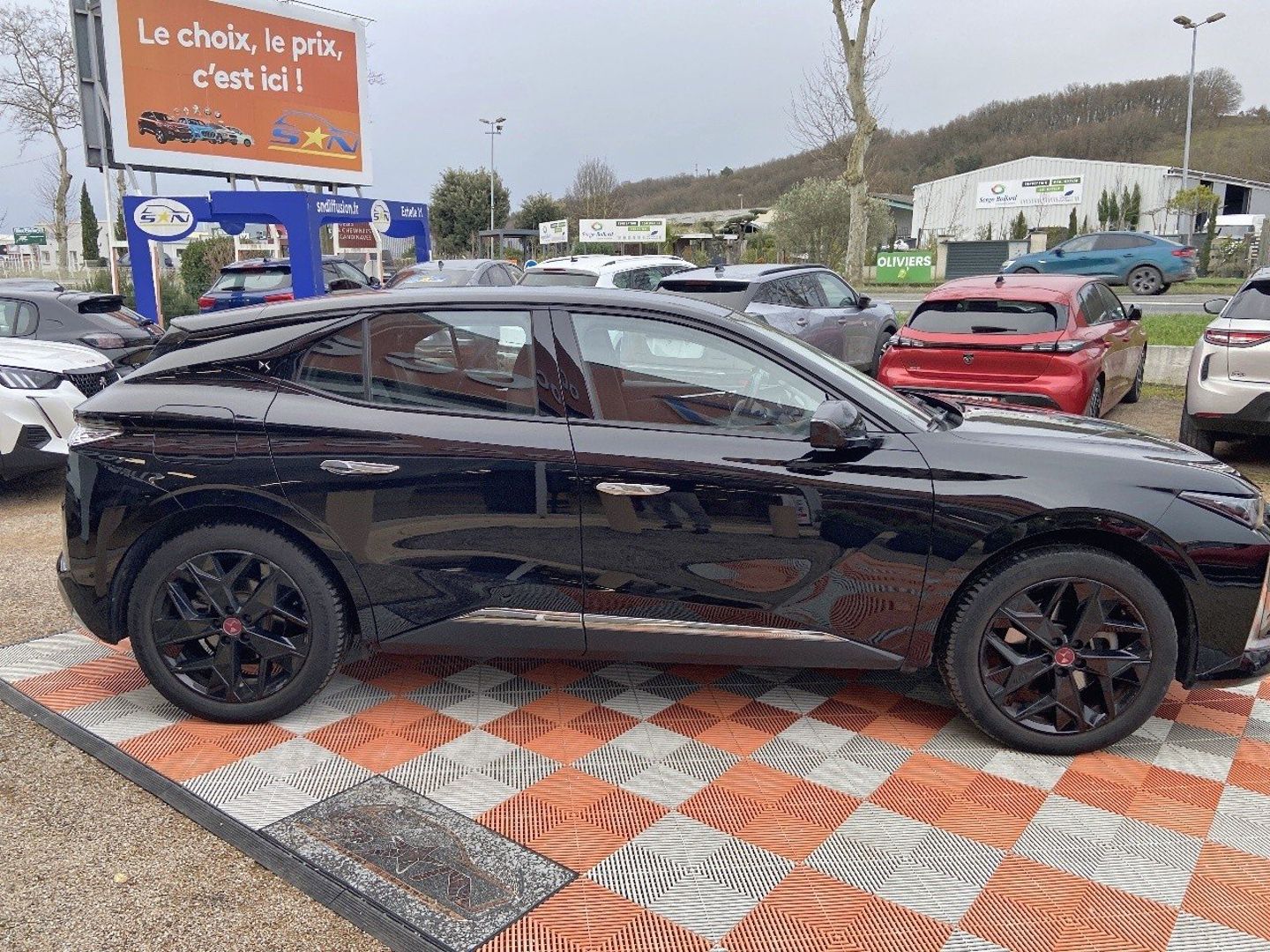DS DS4 - E-TENSE 225 PERFORMANCE LINE GPS Caméra 360° Sièges Elec. ADML