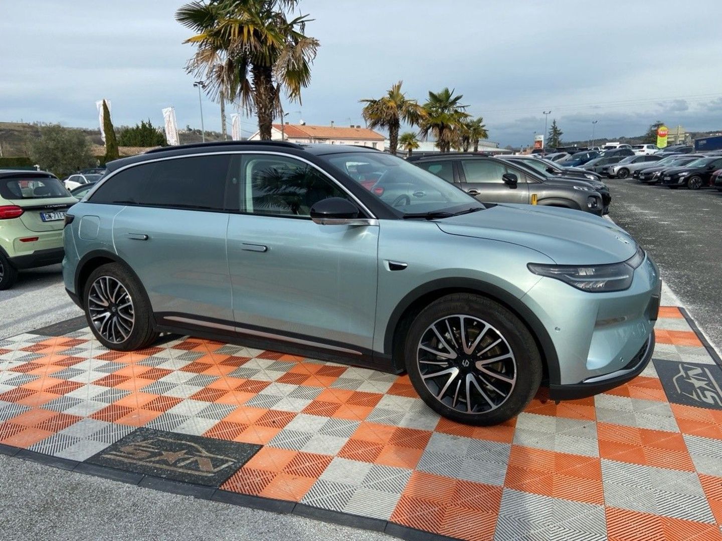 LEAPMOTOR C11 - RWD SAMPLE CAR TEST DRIVE