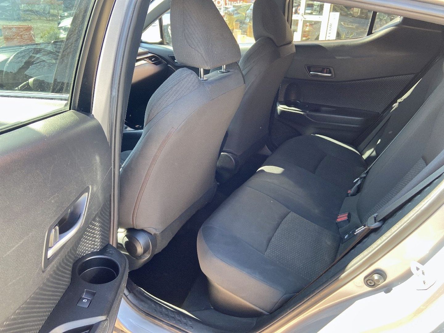 TOYOTA C-HR - 1.8 HYBRID 122 GRAPHIC