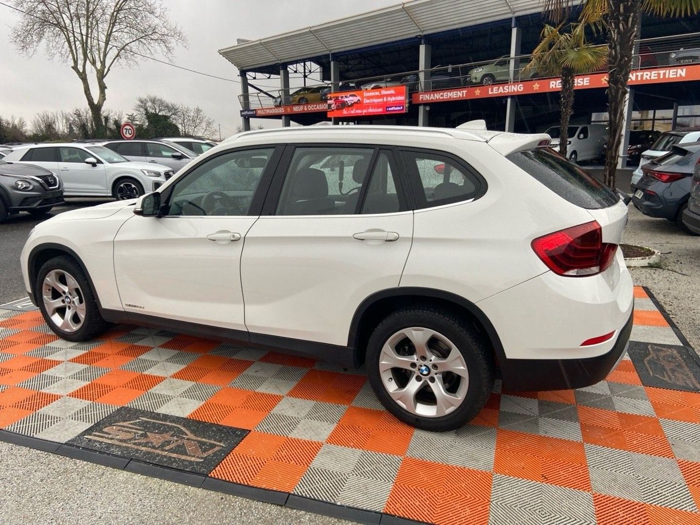 BMW X1 - SDRIVE 18DA LOUNGE