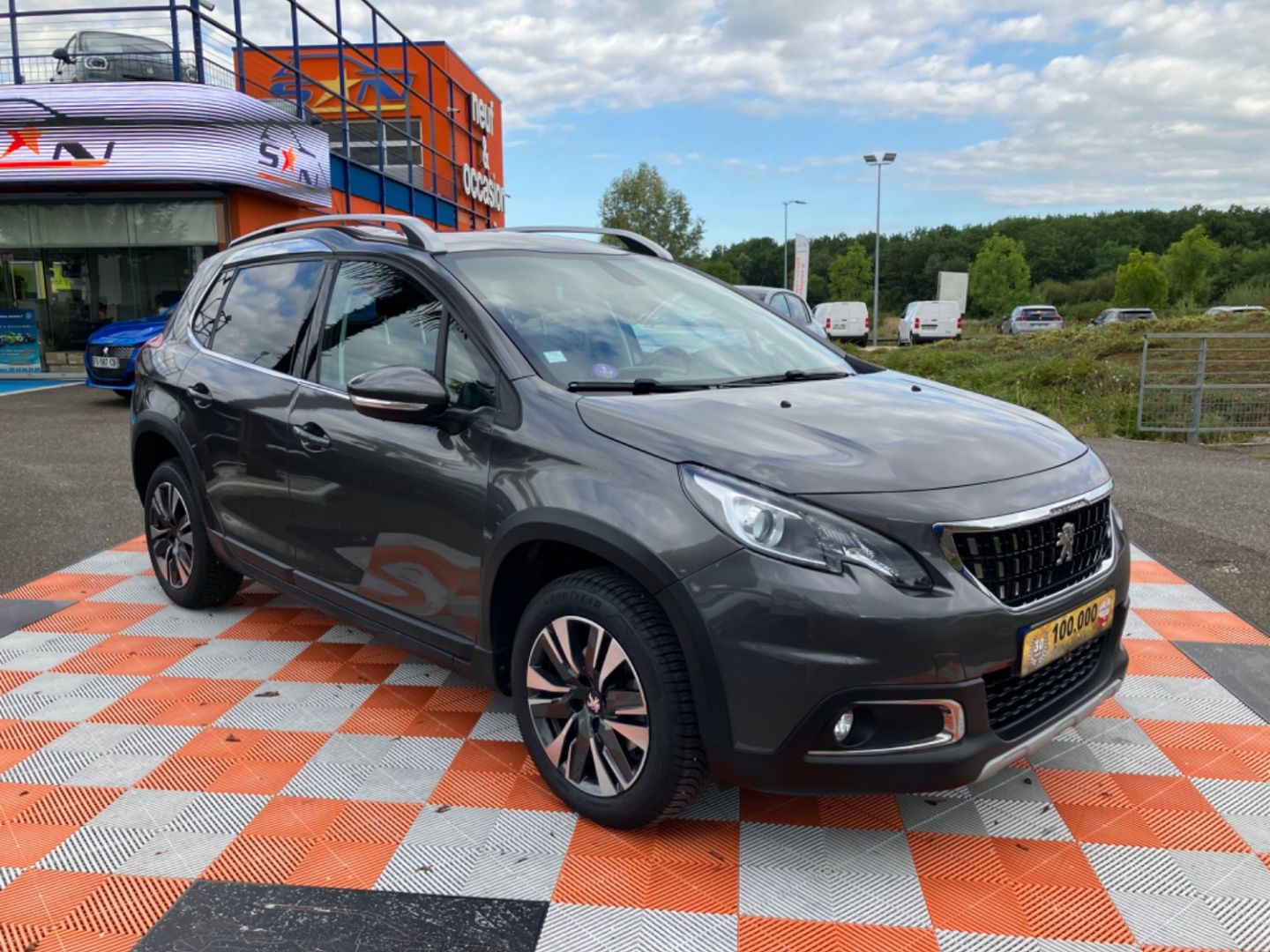 PEUGEOT 2008 - PureTech 130 BV6 ALLURE GPS Camera
