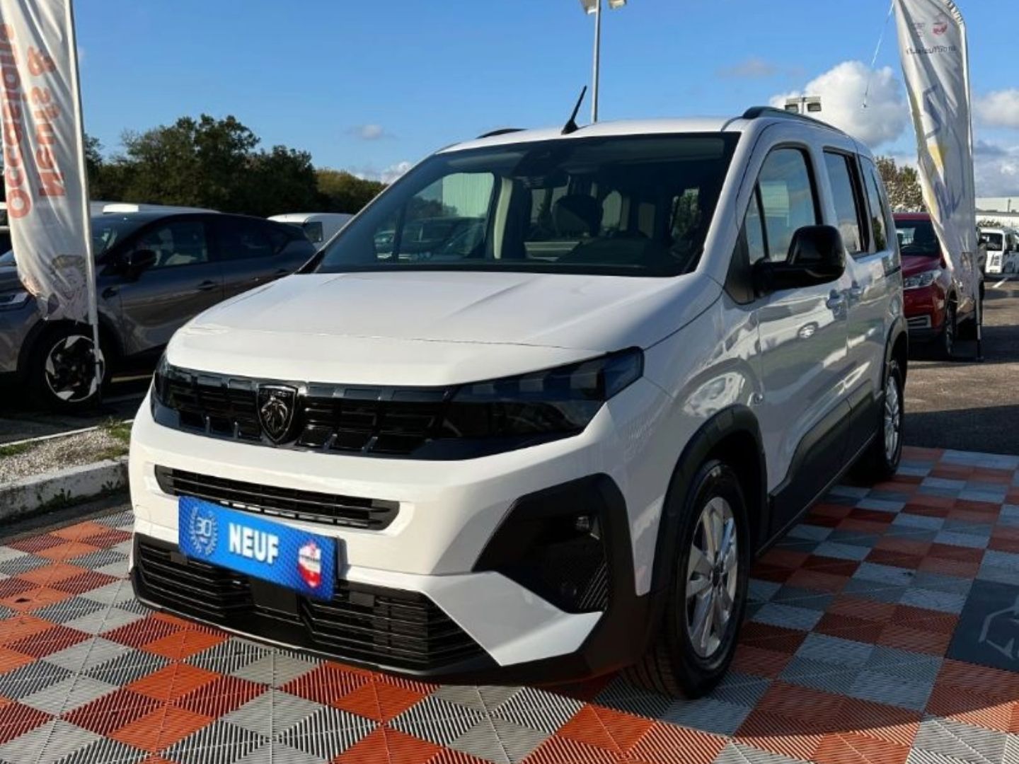 PEUGEOT RIFTER - NEW BlueHDi 100 BV6 ALLURE PACK STYLE Caméra JA 16"