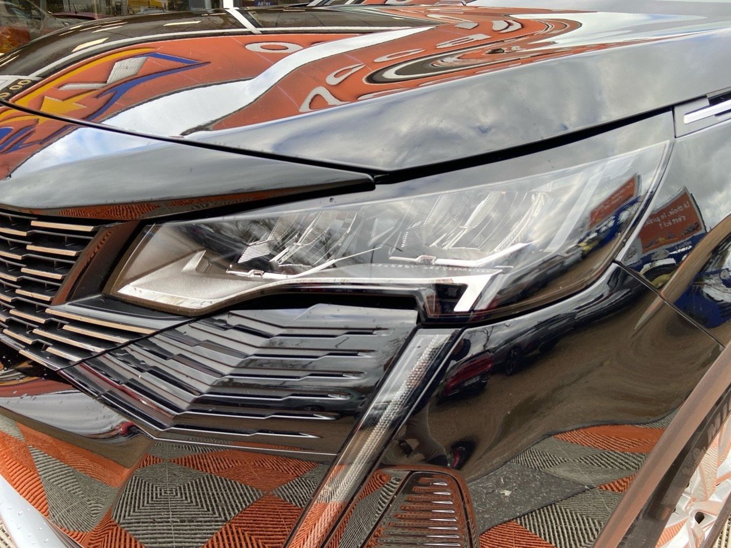 PEUGEOT 3008 - PURE TECH 130 STYLE