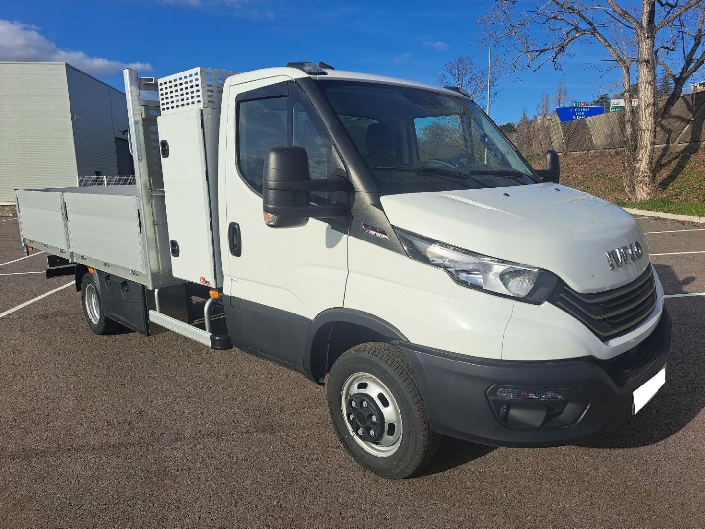 IVECO DAILY - 35C18 3L PLATEAU