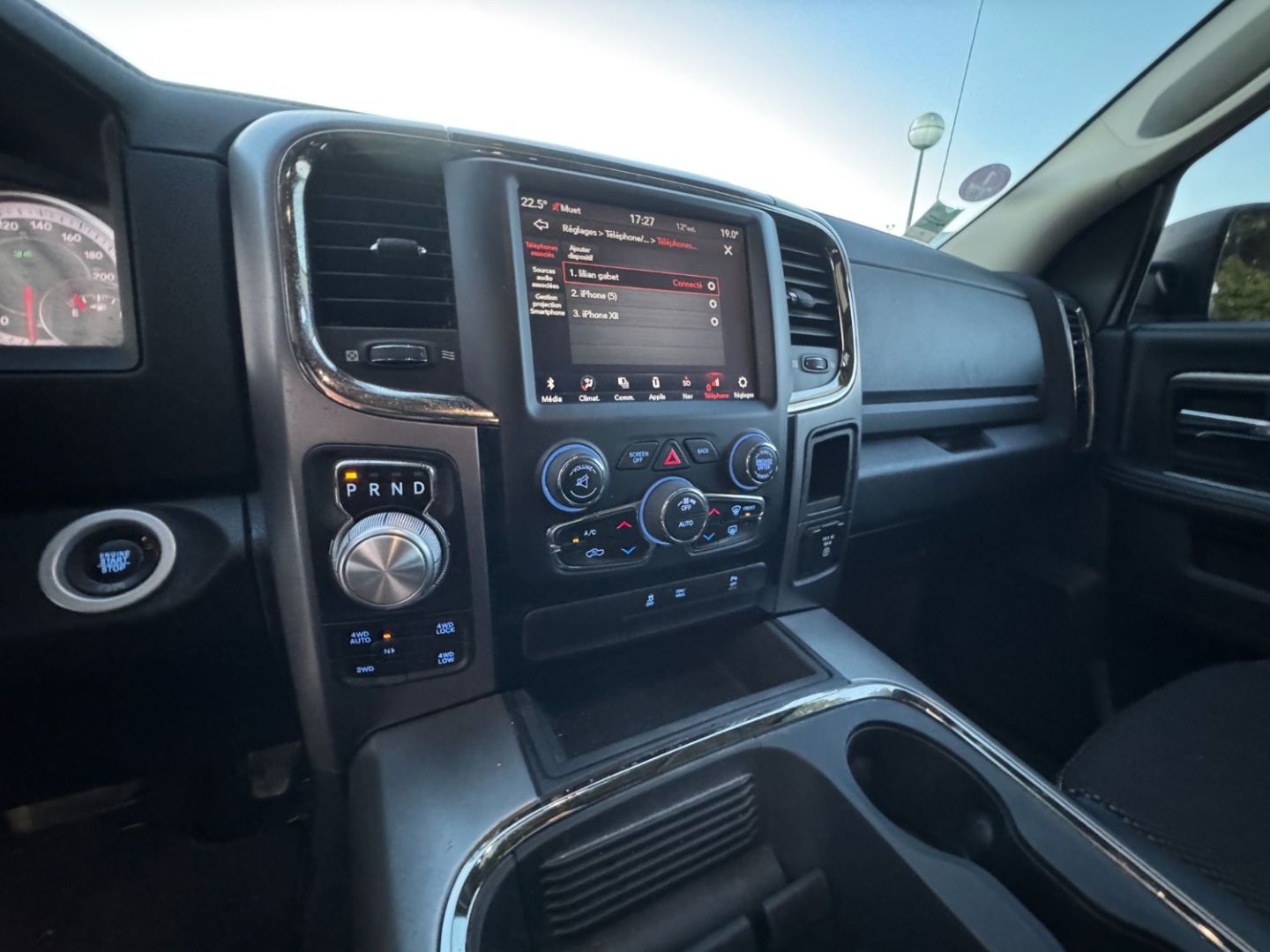 DODGE RAM - 1500 SLT