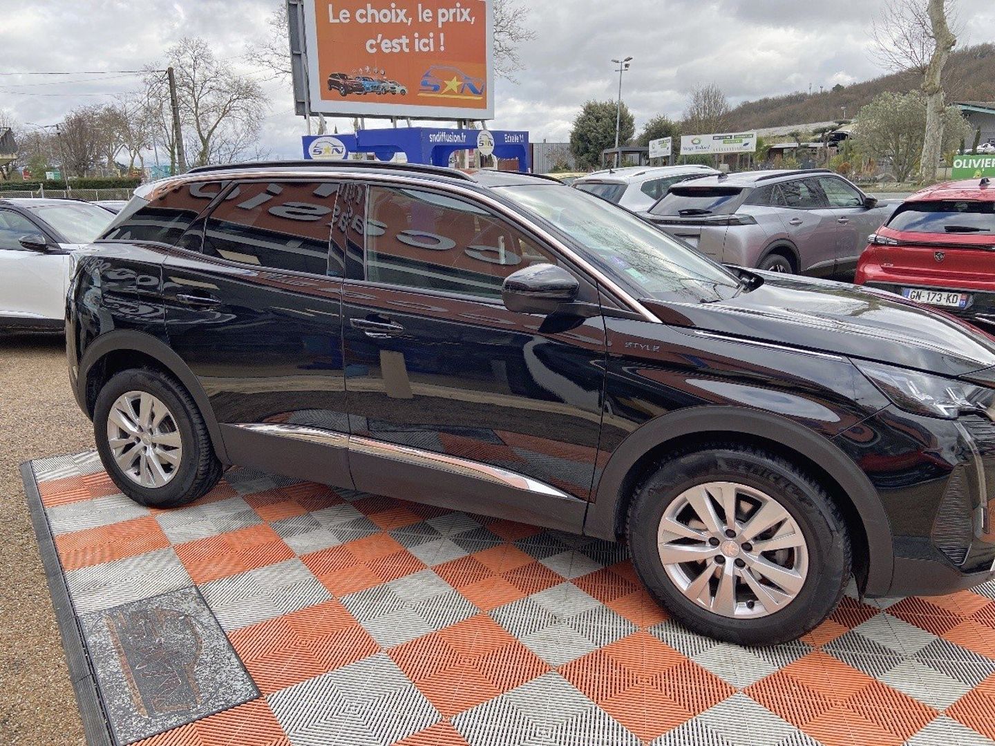 PEUGEOT 3008 - PURE TECH 130 STYLE