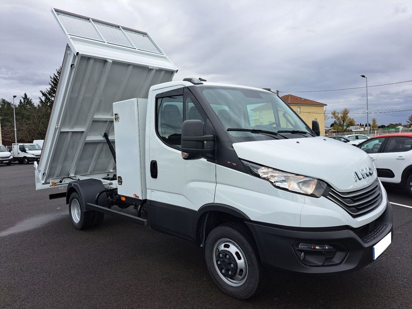 IVECO DAILY - 35C18 BENNE ET COFFRE