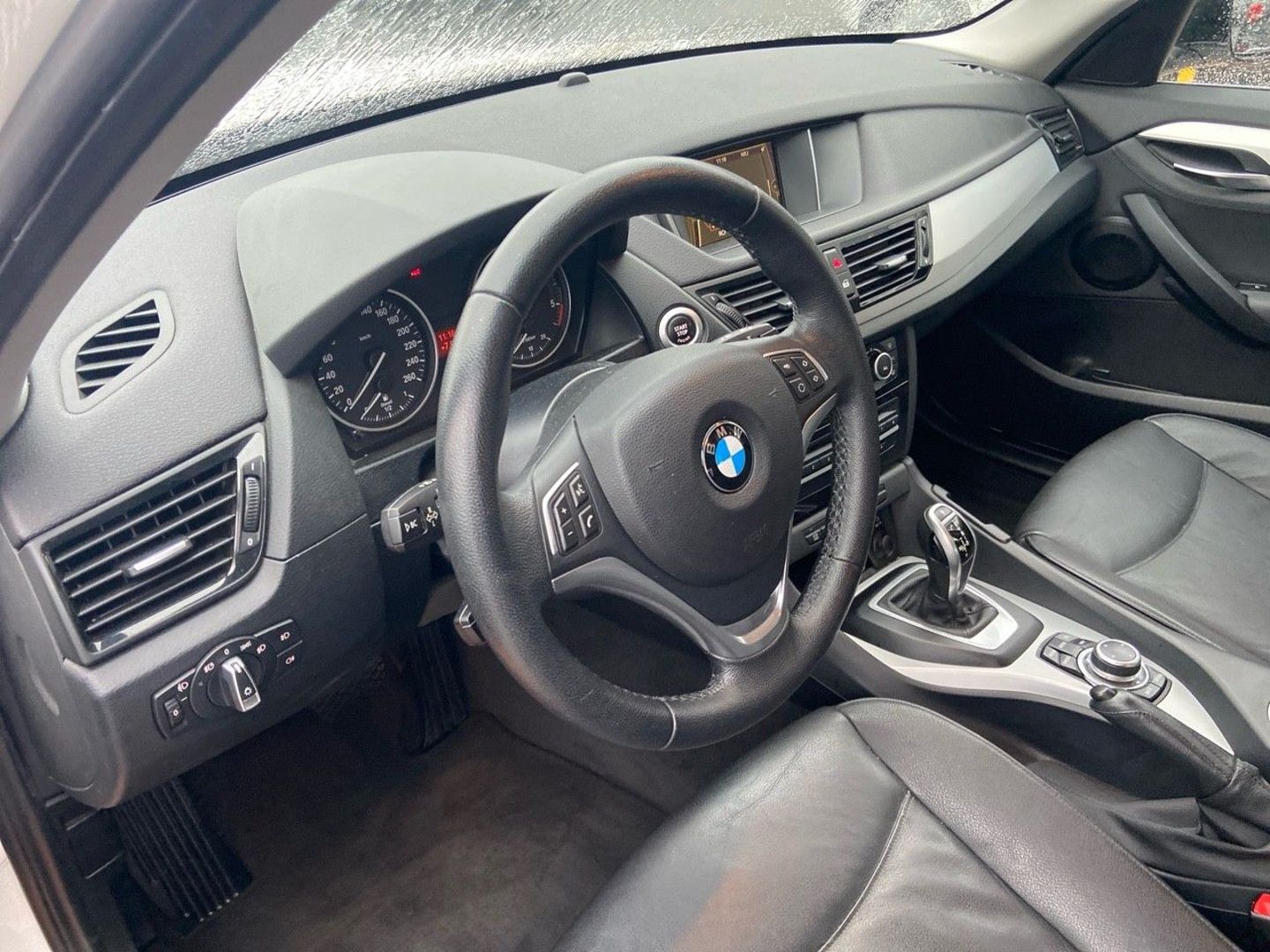 BMW X1 - SDRIVE 18DA LOUNGE