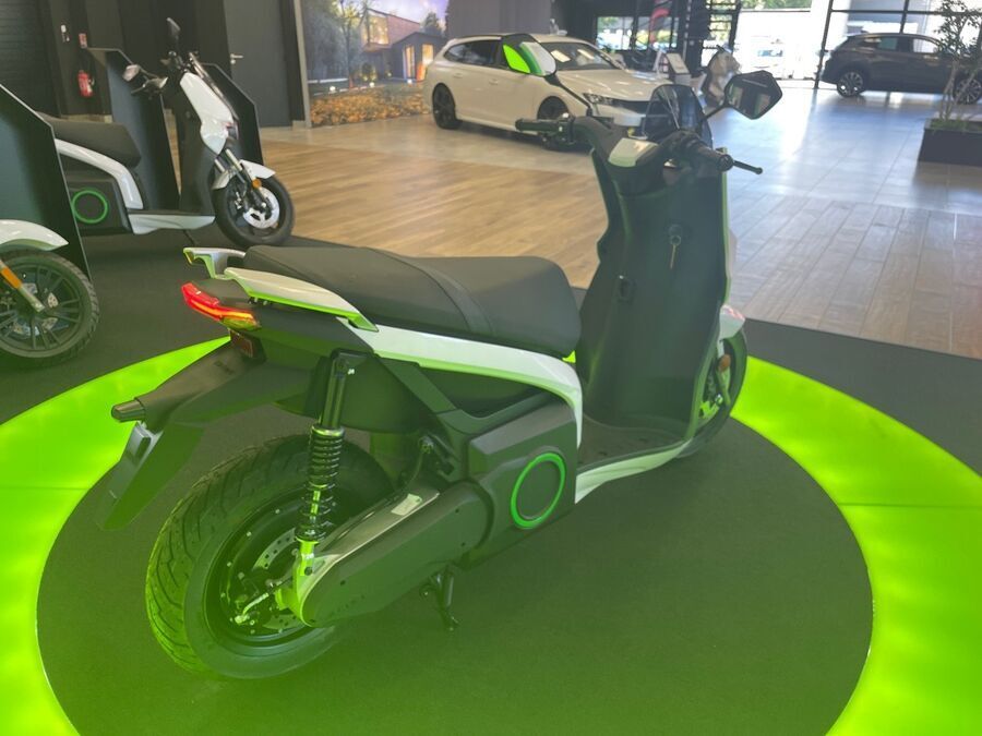 SILENCE S01 - CONNECTED 5.6 kWh Autonomie 133km WMTC