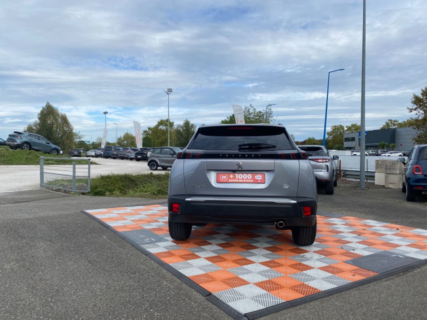 PEUGEOT 2008 - BlueHDi 130 EAT8 ALLURE GPS Caméra Anti-Brouillards