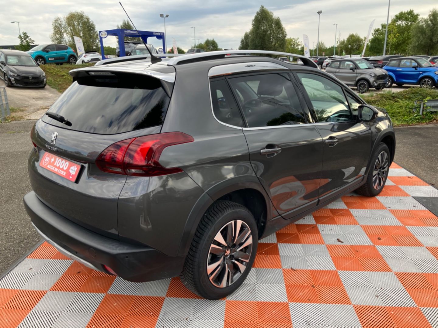 PEUGEOT 2008 - PureTech 130 BV6 ALLURE GPS Camera