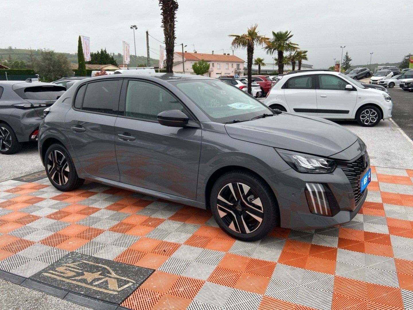 PEUGEOT 208 - Hybrid 100 e-DCS6 ALLURE PACK VISION & NAVIGATION & ACCES