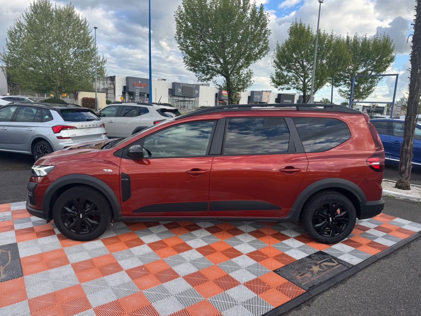 DACIA JOGGER - ECO-G 100 BV6 EXTREME + GPS Caméra Attelage 1°Main