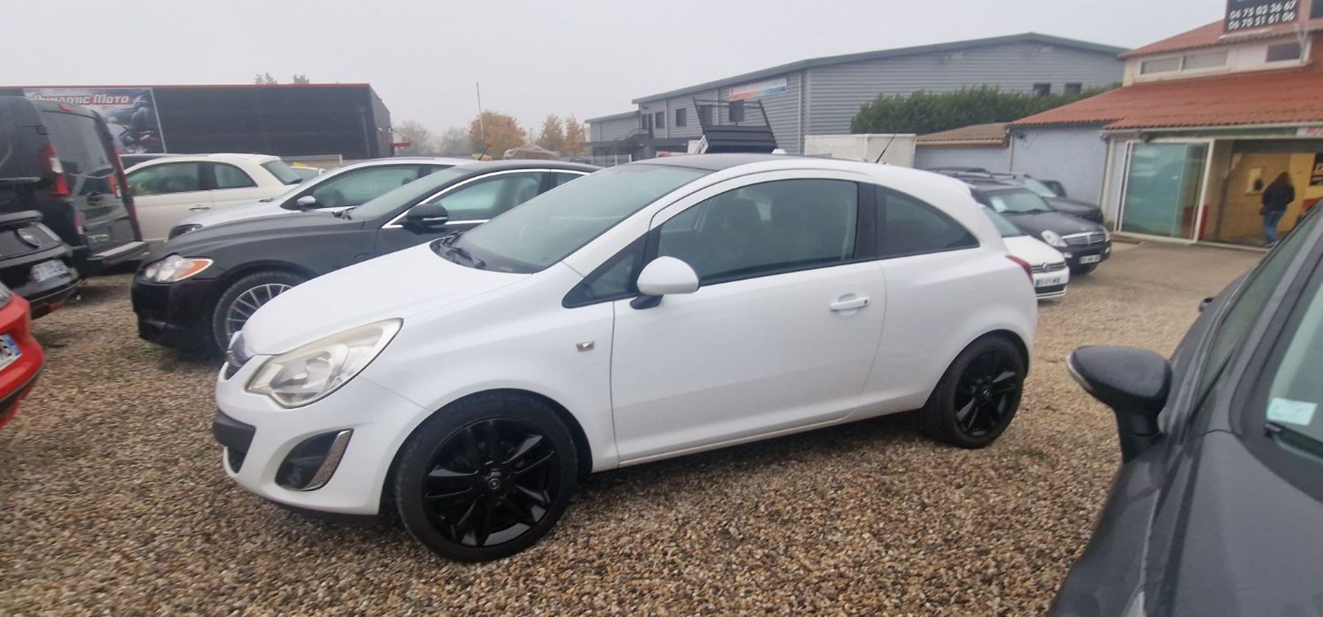 OPEL CORSA V 1.4 I 87 CV CLIM jantes ALU CT OK