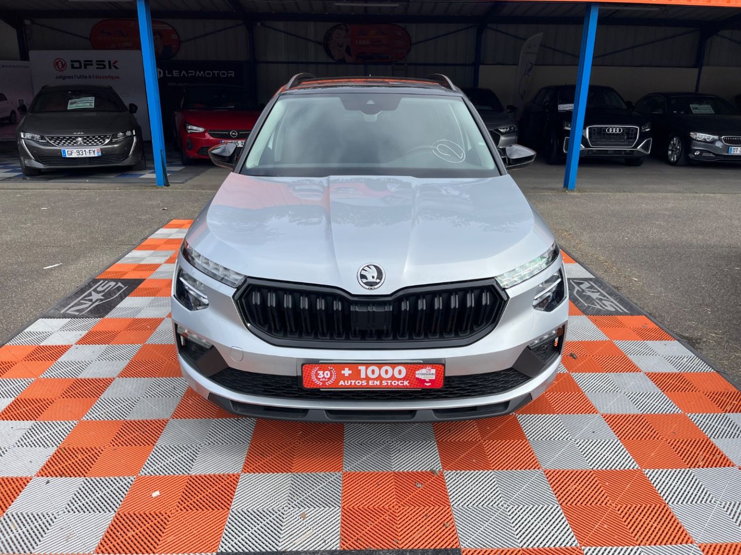 SKODA KAMIQ - 1.5 TSI 150 BV6 STYLE Caméra JA 17" Black Pack