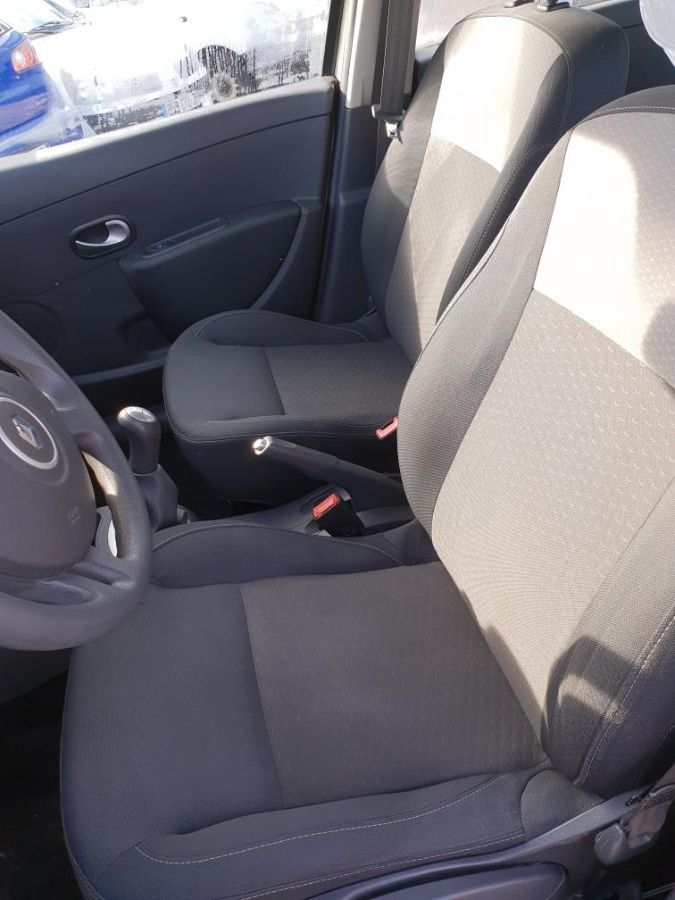 RENAULT CLIO III PHASE 2 - 5P DCI (70CH) ECO2 70cv 5P BVM DYNAMIQUE