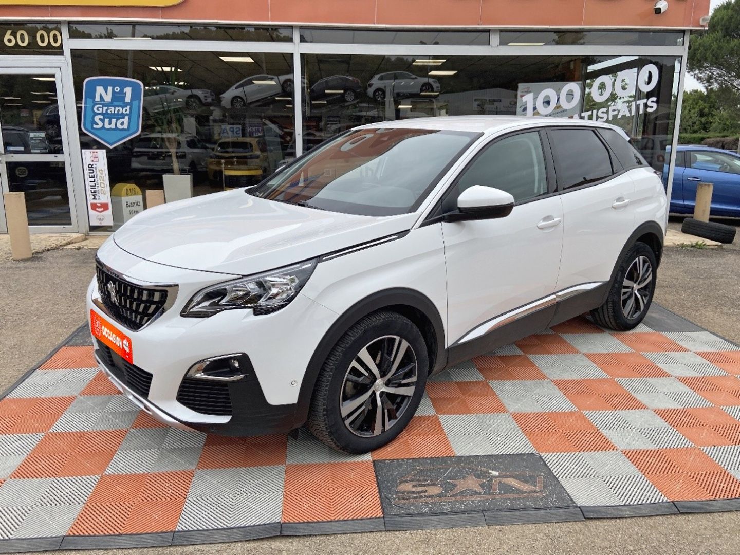 PEUGEOT 3008 BlueHDI 130 EAT8 ALLURE Hayon Elec Sièges chauffants