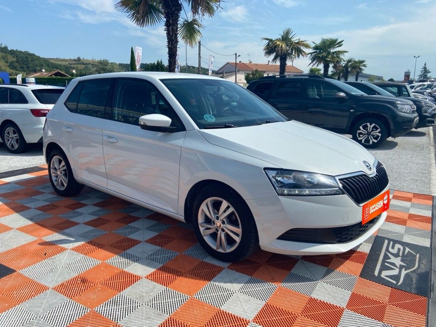 SKODA FABIA - 1.0 TSI 95 AMBITION Caméra JA 15"