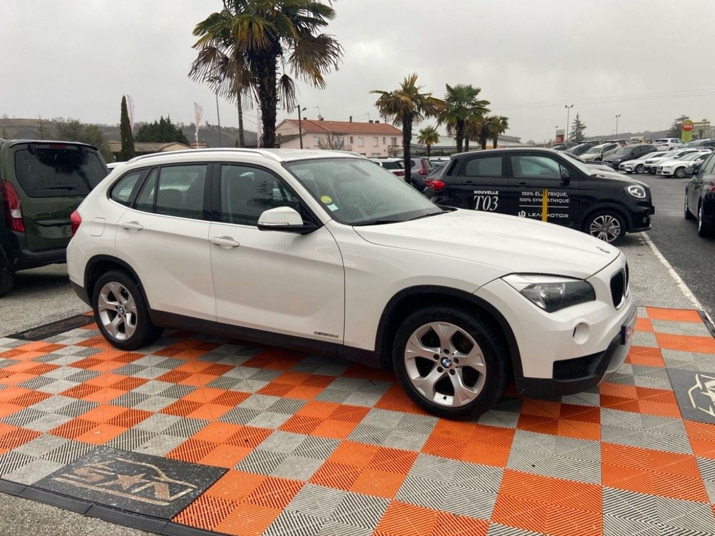 BMW X1 - SDRIVE 18DA LOUNGE