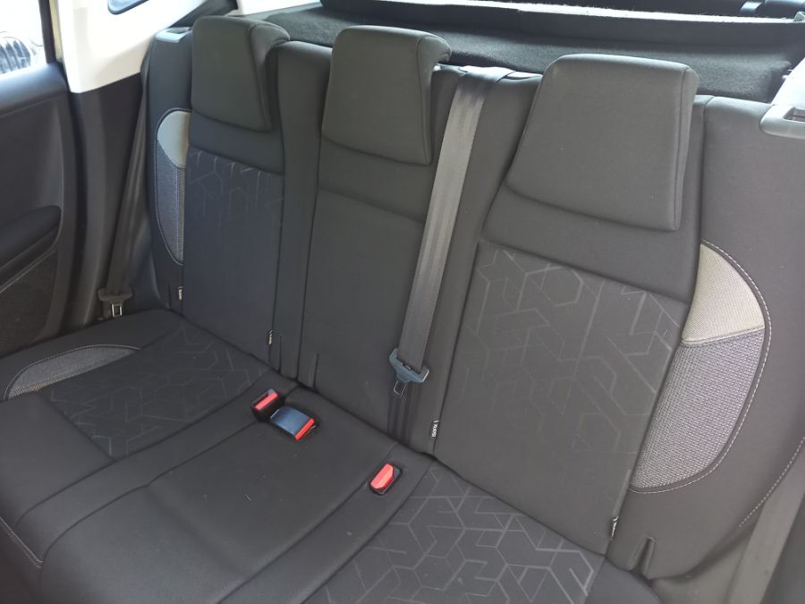 PEUGEOT 2008 - 1.5 BlueHDi 100ch S&S Active Business