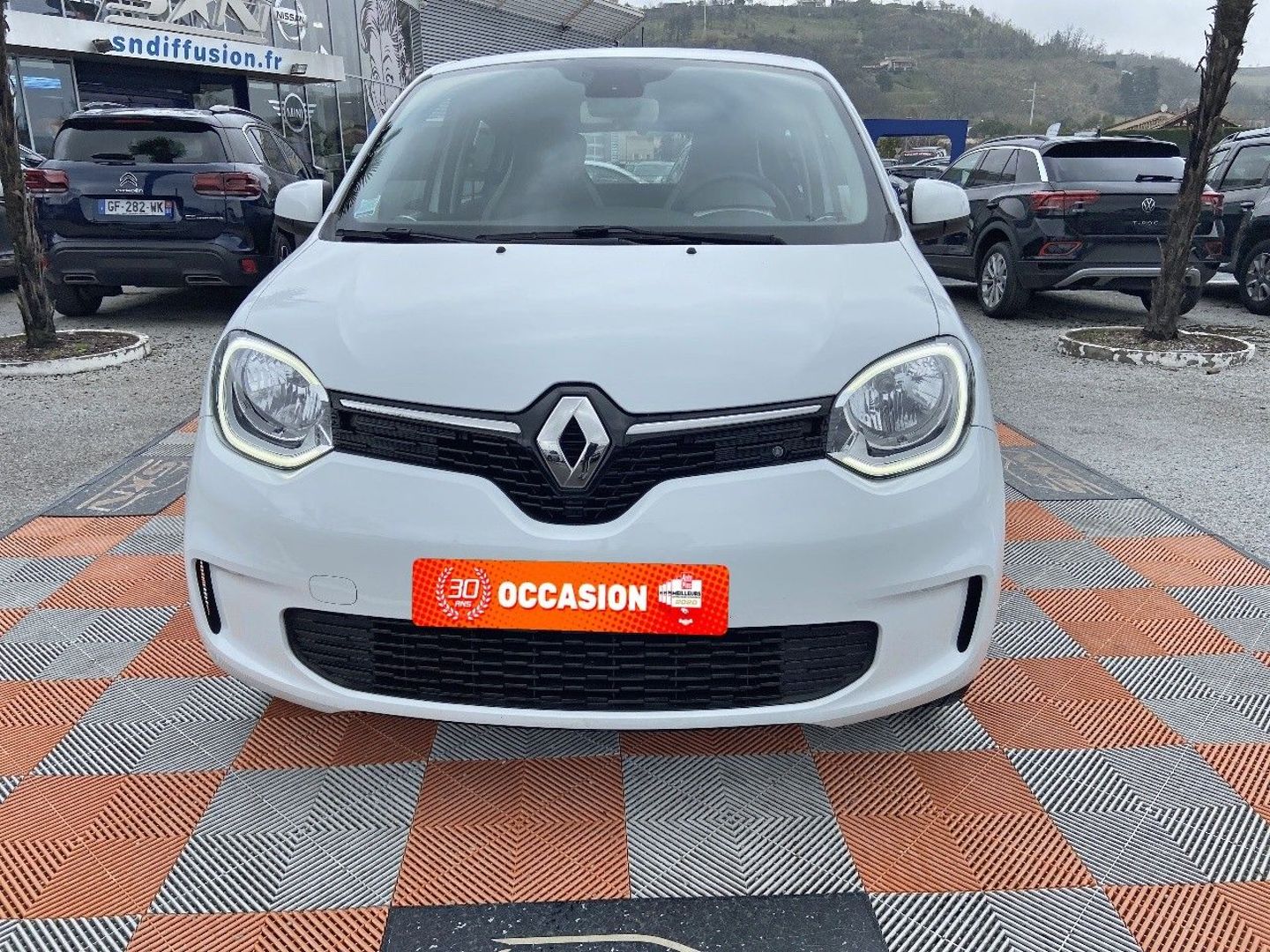 RENAULT TWINGO - E-TECH ELECTRIQUE ZEN R80 Ecran Clim Auto