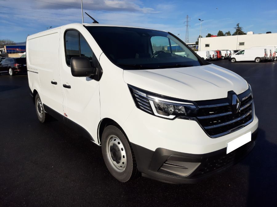 RENAULT TRAFIC 2.0 FGN L1H1 BLUE DCI 130 FRIGO