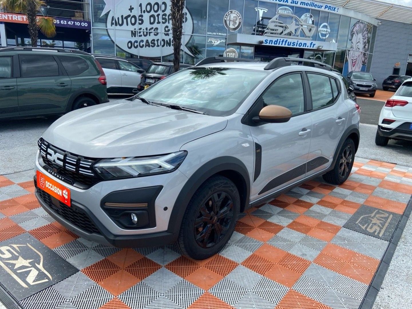 DACIA SANDERO - Tce 90 CVT STEPWAY EXTREME + GPS Caméra JA 16"