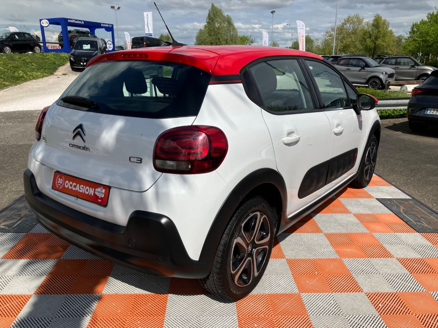 CITROEN C3 - 1.2 Puretech 82 SHINE