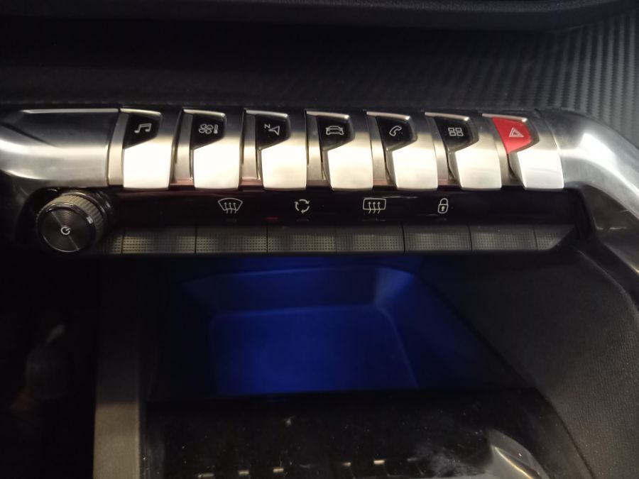 PEUGEOT 3008 II - 1.2 PURETECH 130 ACTIVE BUSINESS