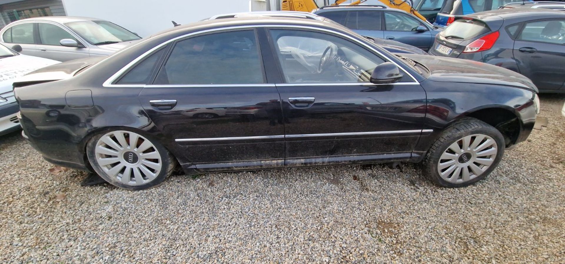 AUDI A8 - A8 4.2 L V8 TDI QUATTRO 227 cv POUR PIECES