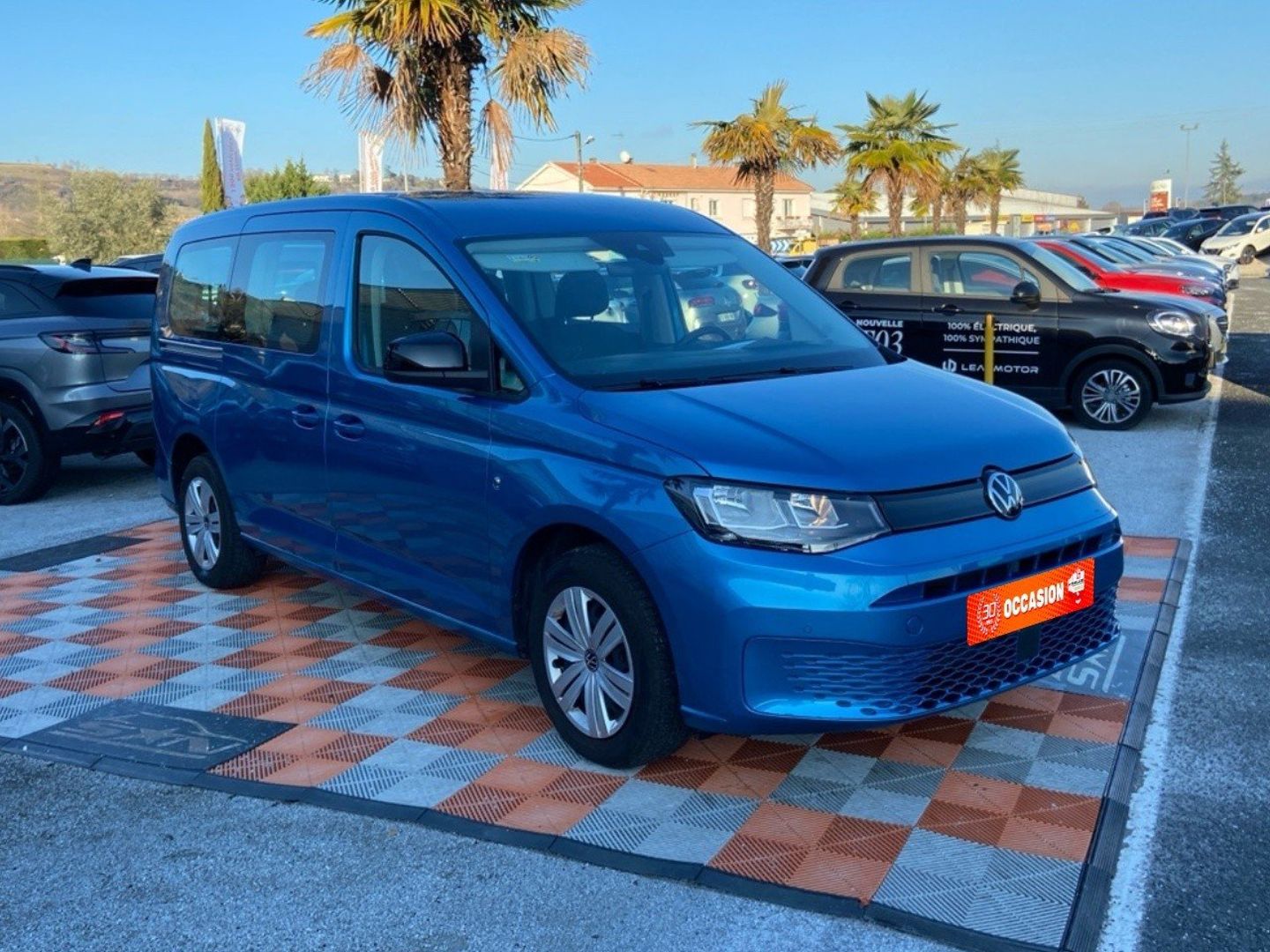 VOLKSWAGEN CADDY MAXI - 2.0 TDI 102 BV6 ORIGIN 7PL Caméra