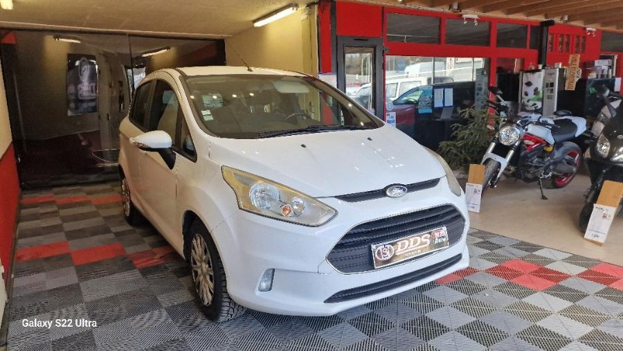 FORD B-MAX - 1.4i 16S TREND 90 CV REGUL CLIM AUTO CT OK