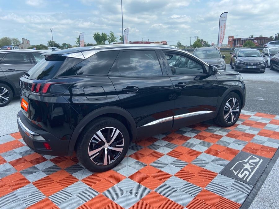 PEUGEOT 3008 - BlueHDi 130 EAT8 ALLURE CUIR Toit Ouvant Drive Assist