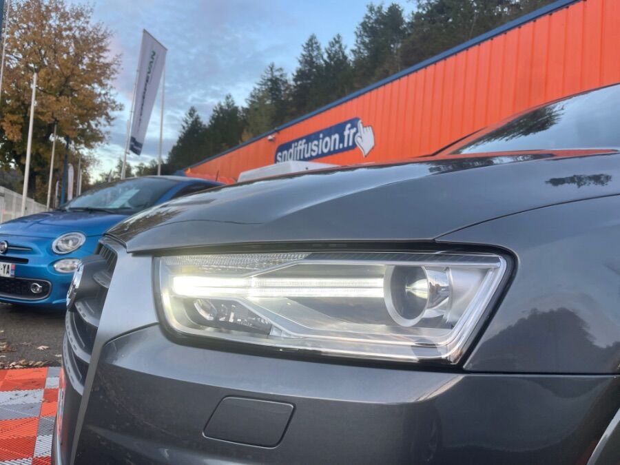 AUDI Q3 - 2.0 TDI 150 BV6 SPORT LINE JA18 HAYON EL 1 ére main