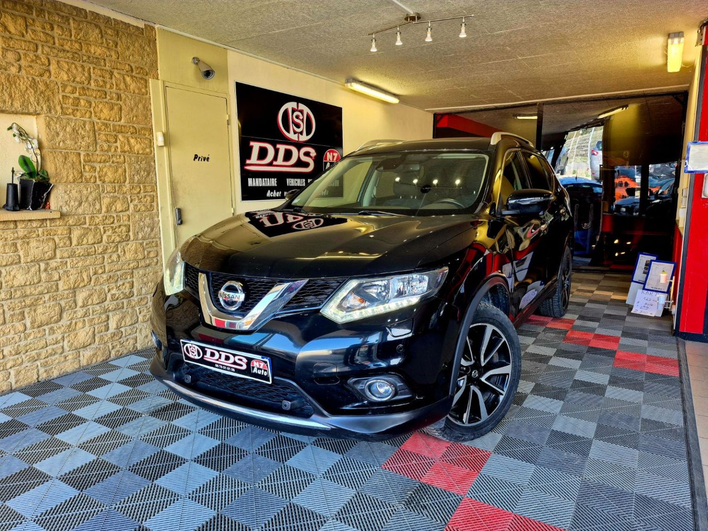 NISSAN XTRAIL - 180 CV FULL OPTIONS TRES BEAUX !! 7 PLACES