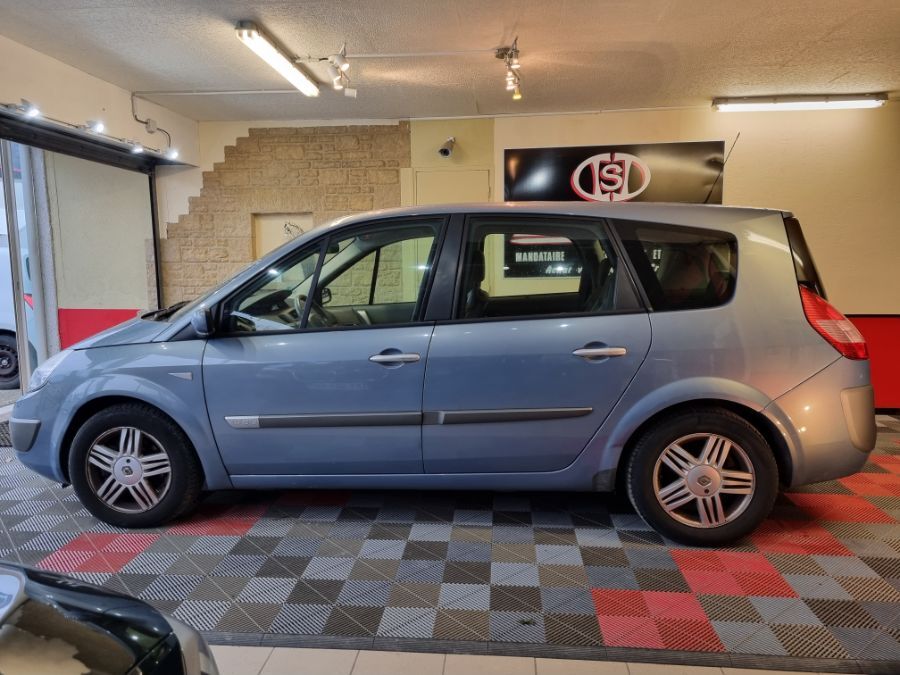 RENAULT GRAND SCENIC II - 7 PLACES 130 CV REGUL CLIM CT OK