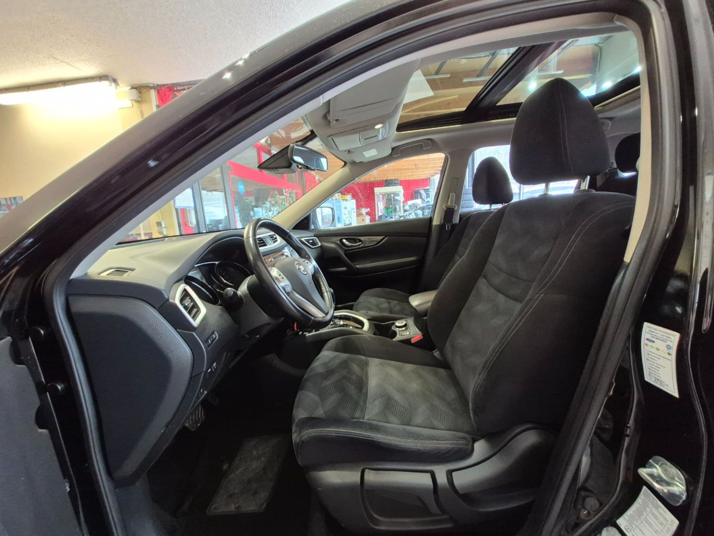 NISSAN XTRAIL - 180 CV FULL OPTIONS TRES BEAUX !! 7 PLACES