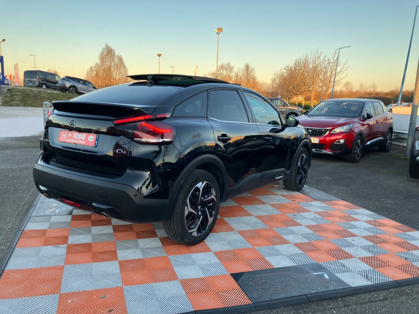 CITROEN C4 - PureTech 130 EAT8 SHINE PACK Toit Ouvrant