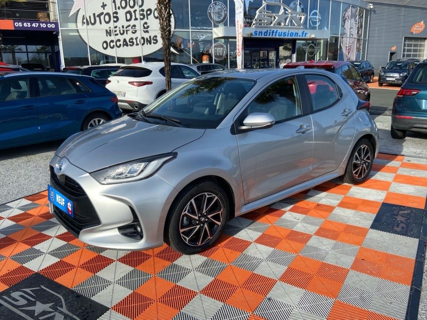 TOYOTA YARIS - 1.5 HYBRIDE 116 H DESIGN PLUS JA 16" Caméra