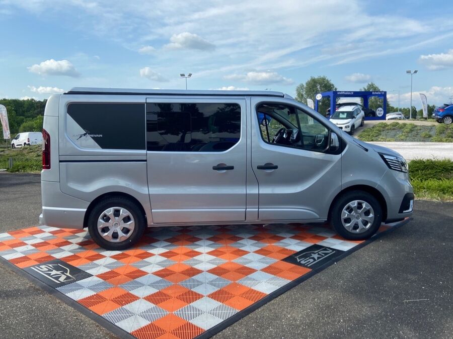 RENAULT TRAFIC FOURGON - NEW L1H1 2.0 dCi 150 BV6 ANTILOPE VAN FLEX 5