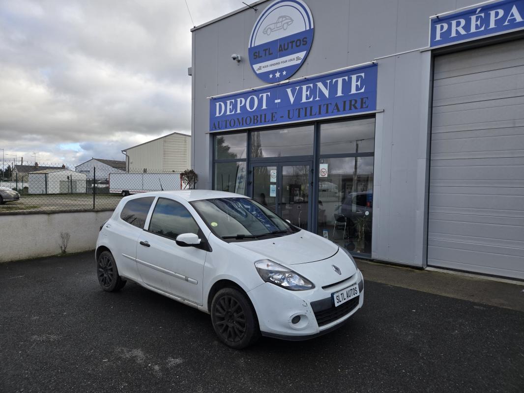 Renault Clio 3 1.2 i 75CH GARANTIE 6 MOIS / REPRISE POSSIBLE