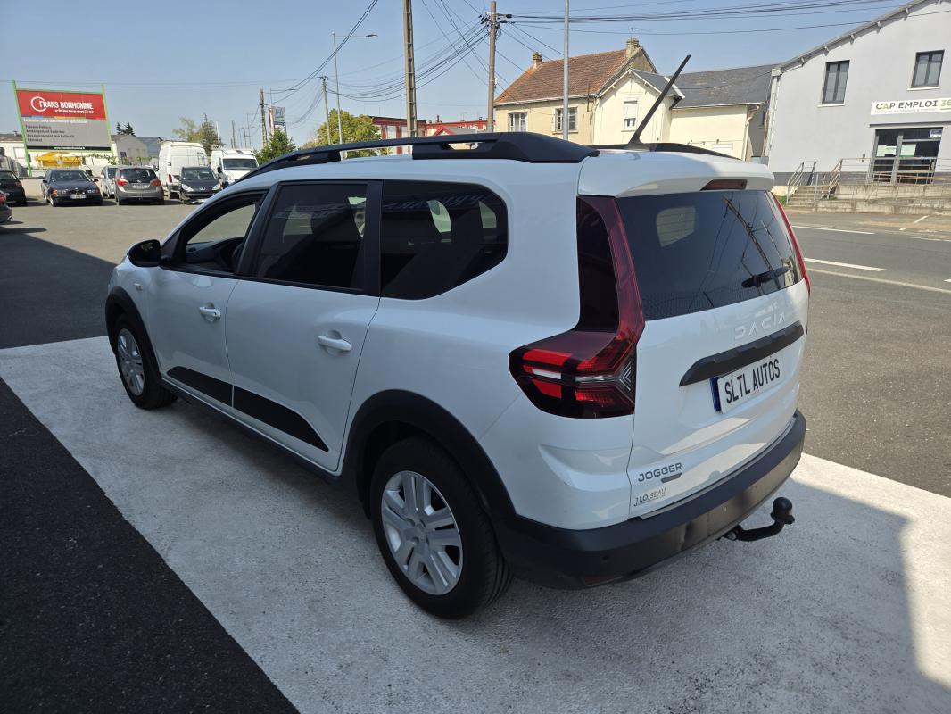 Dacia Jogger - 1.6 L HYBRIDE BVA 140 CV EXPRESSION GARANTIE / REPRISE POSSIBLE