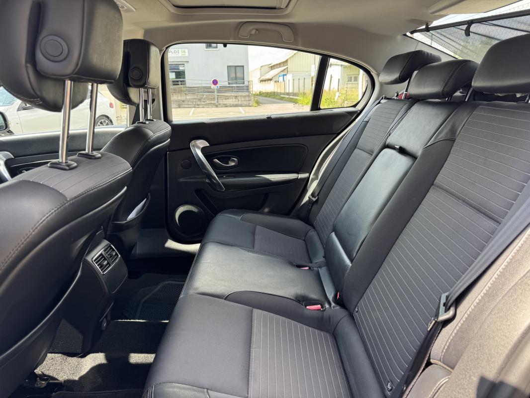 Renault Latitude - 2.0 DCI 173 CH GARANTIE / REPRISE POSSIBLE