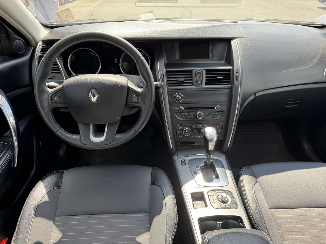 Renault Latitude - 2.0 DCI 173 CH GARANTIE / REPRISE POSSIBLE