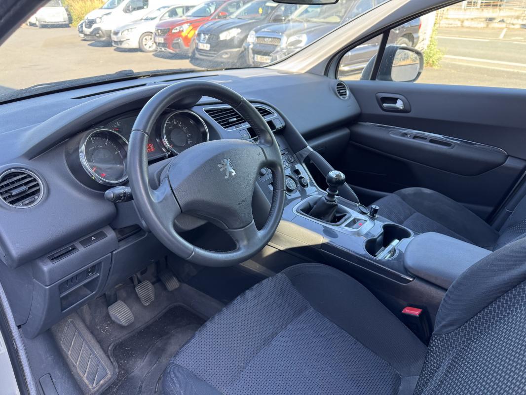 Peugeot 3008 - 1.6 HDI 112 CH GARANTIE / REPRISE POSSIBLE