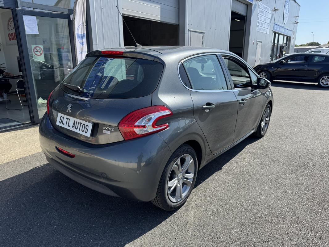 Peugeot 208 - 1.2 VTI 82 CH GARANTIE REPRISE POSSIBLE