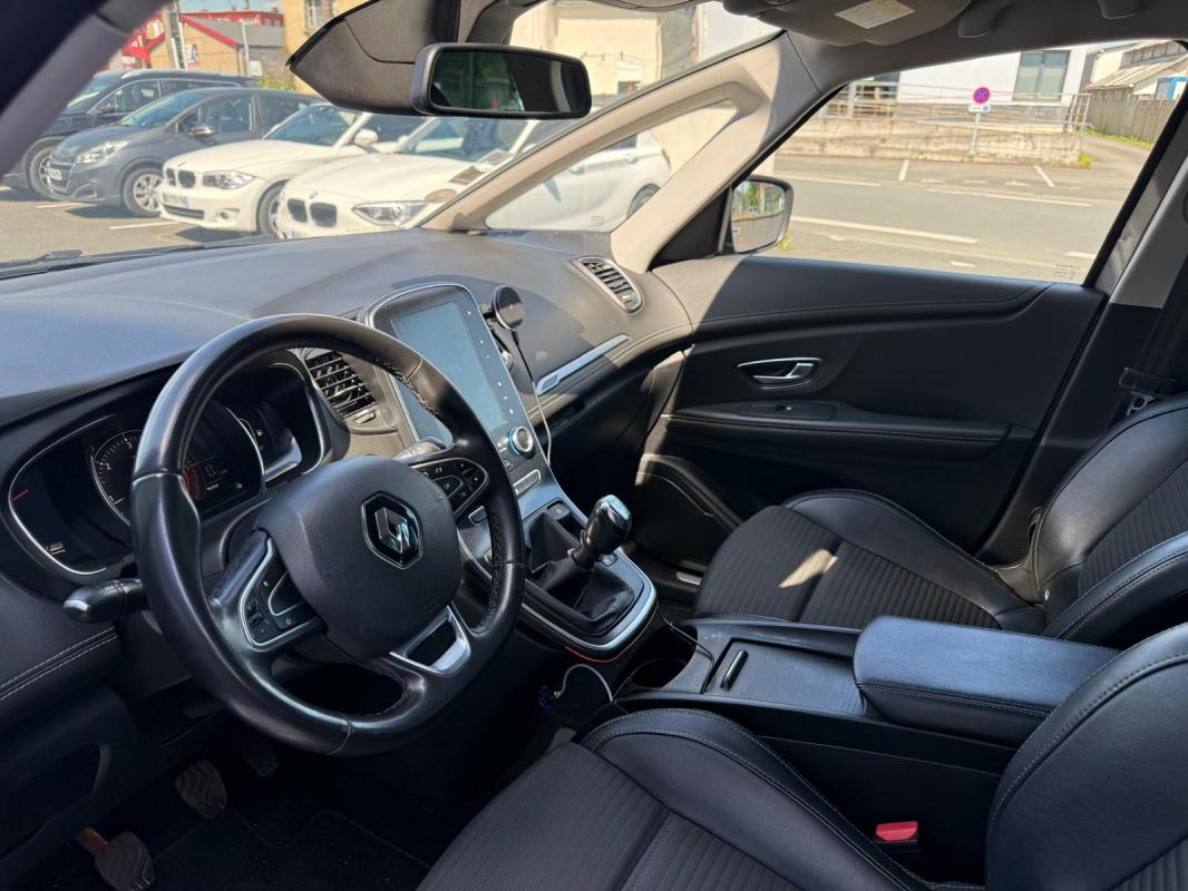 Renault Grand Scénic - 4 1.6 DCI 130CH INTENS 7 PLACES GARANTIE 6 MOIS / REPRISE POSSIBLE